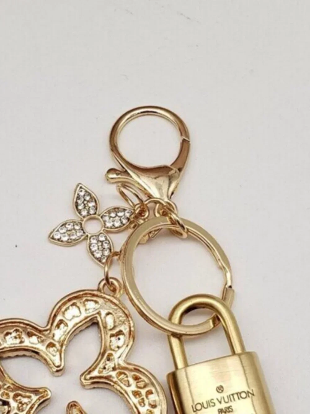 Authentic Louis Vuitton Gold Padlock 🔑 Unbranded Clover Keychain Bag Charm LV